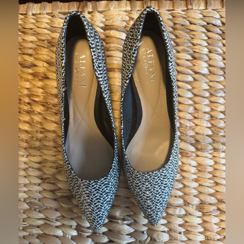 Alfani Monochrome Houndstooth Pumps